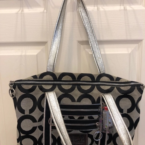 SOLD Coach purse - Picture 6 of 8